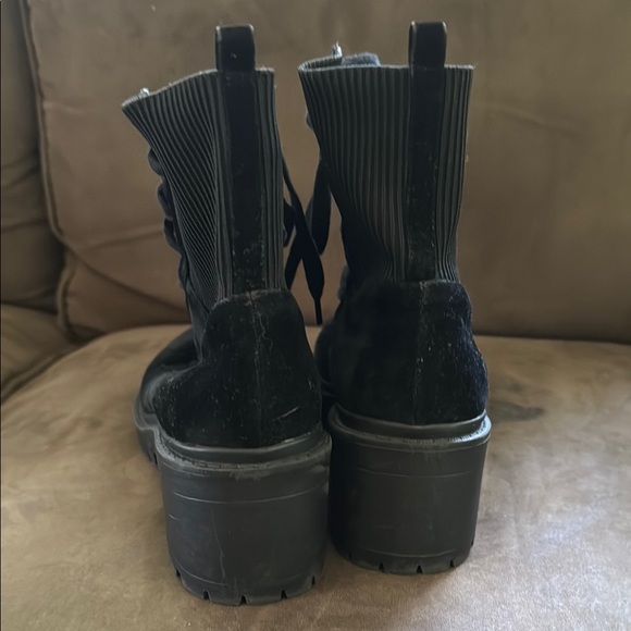 Black Women's Ankle Boots - Picture 4 of 4